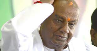Election results: HD Deve Gowda and his grandson lose from Tumkur and  Mandya seats in Karnataka