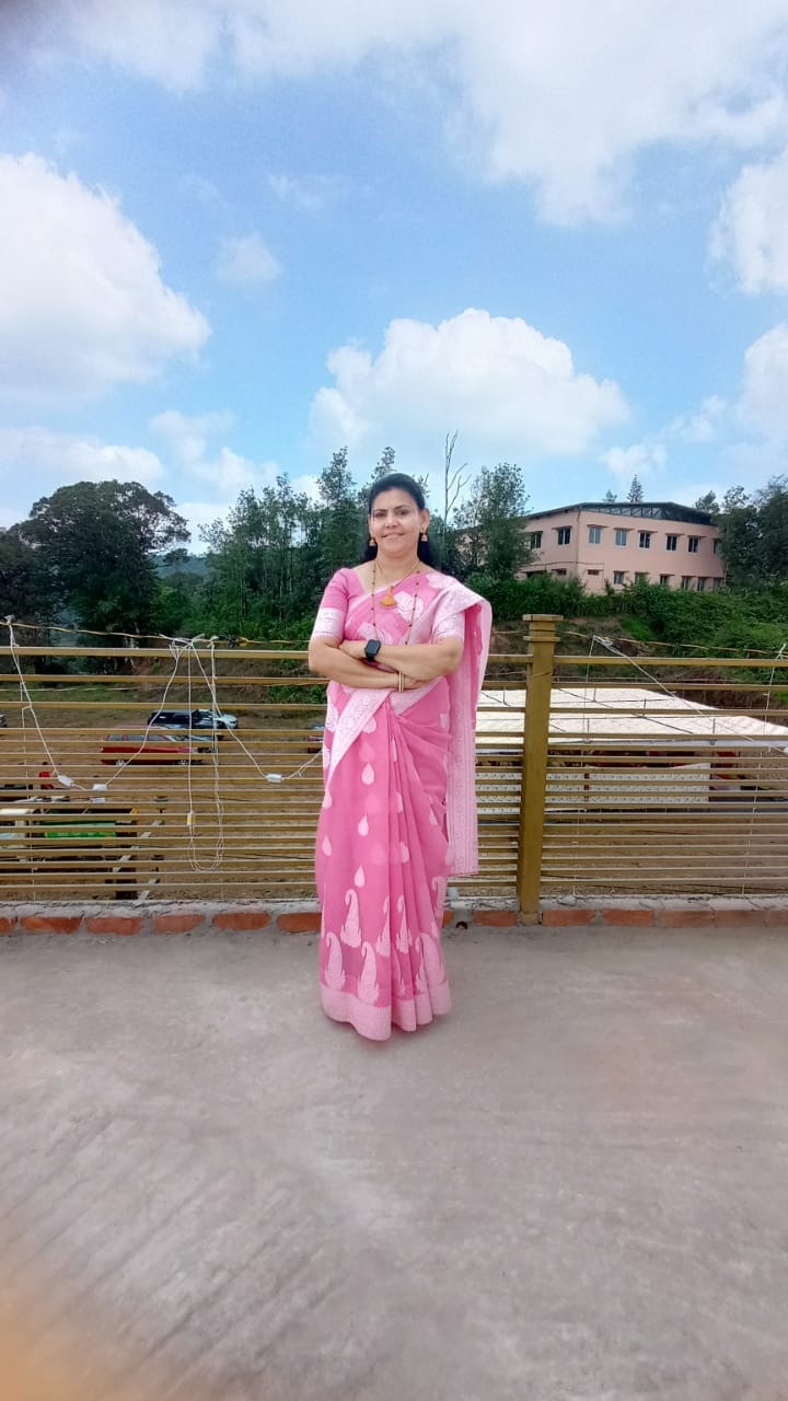 “ರೆಕ್ಕೆ ಬಲಿತ ಮೇಲೆ….” ತಮ್ಮ ಮನೆಯಲ್ಲಿ ಗೂಡು ಕಟ್ಟಿದ ಪಕ್ಷಿಗಳ ಲೋಕದ ಬಗ್ಗೆ ಬರೆಯುತ್ತಿದ್ದಾರೆ ಮಡಿಕೇರಿಯ ಜಯಲಕ್ಷ್ಮಿ ಕೆ.