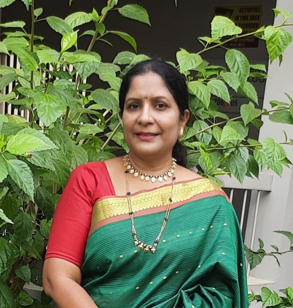 ಜಯಶ್ರೀ ಎಸ್ ಪಾಟೀಲ ಅವರ ಕವಿತೆ “ಮುಗಿಲಿಗೆ ಏಣಿ”