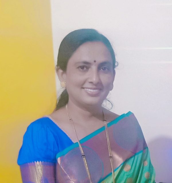 ʼಆಗದಿರಿ ಕುರಿಹಿಂಡಿನೊಳಗೊಂದು ಕುರಿʼ ಡಾ.ಸುಮಂಗಲಾ ಅತ್ತಿಗೇರಿ