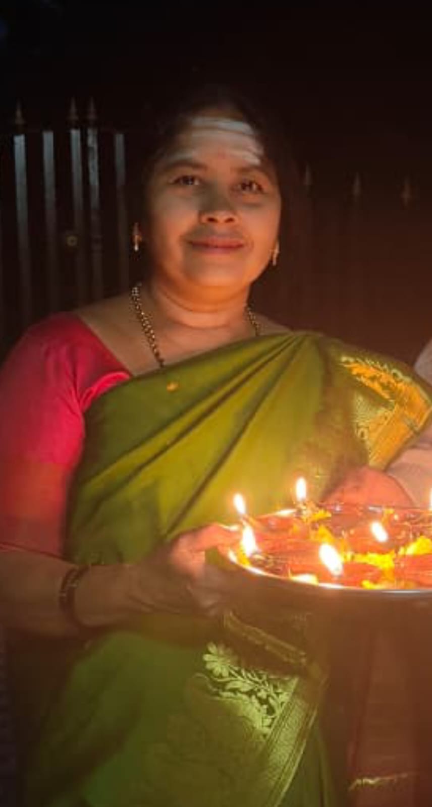 ಮಾಲಾ ಚೆಲುವನಹಳ್ಳಿ ಕವಿತೆ”ಹಣತೆಹಚ್ಚೋಣ”