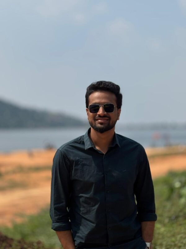 ಶ್ರವಣ್ ಕುಮಾರ್ ಅವರ ಕವಿತೆ, “ಗುರುವಿನ ಹಾದಿಯಲಿ”