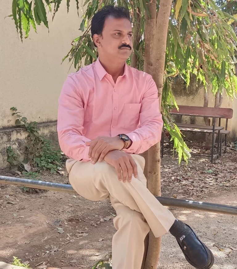 ಟಿ.ಪಿ.ಉಮೇಶ್ ಚಿತ್ರದುರ್ಗ ಅವರ ಕವಿತೆ “ನಾನು ಕವಿ! ನಿನ್ನ ಸೃಷ್ಟಿಕರ್ತ!!”